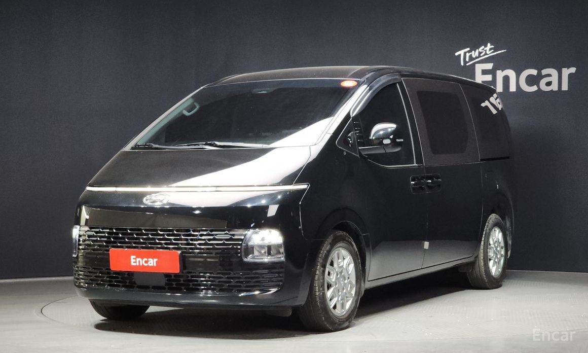 Hyundai Staria