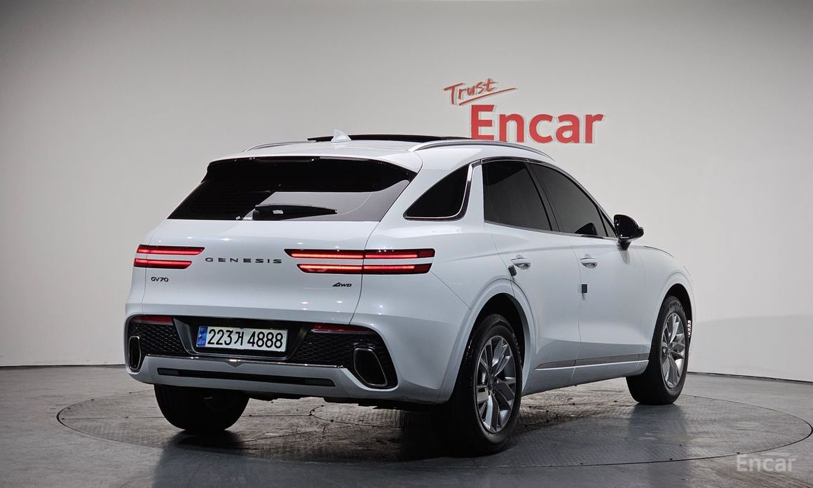 Genesis GV70
