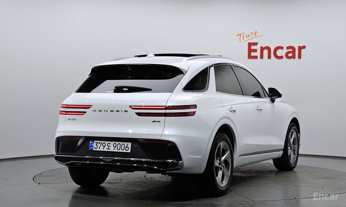 Genesis GV70