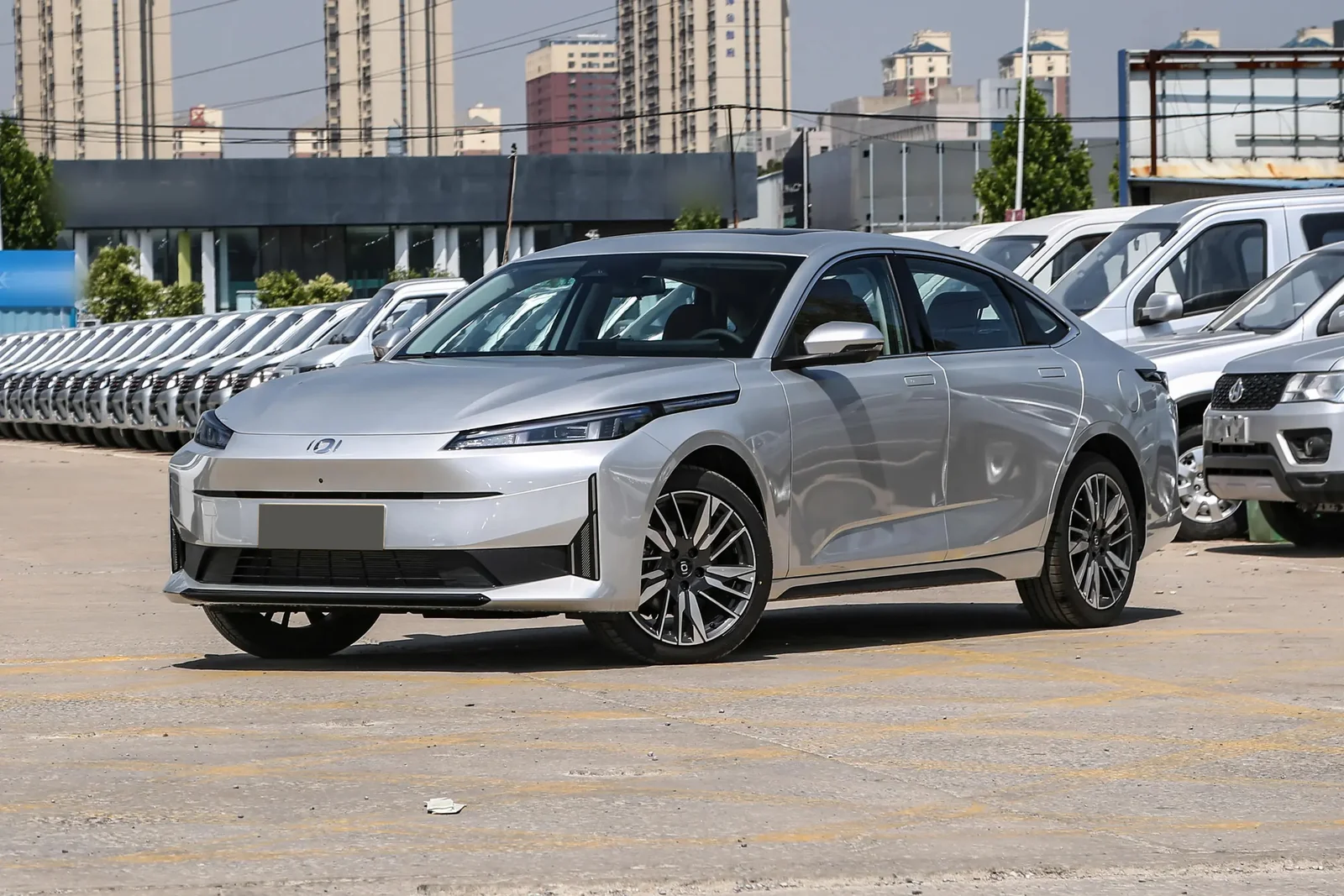 Changan Qiyuan A05 145 Max как едет сколько потребляет и кому подойдет