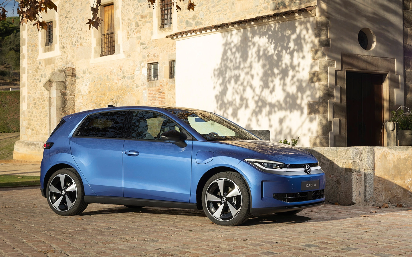 Volkswagen ID. Polo 2026. Главное об электрическом хэтчбеке