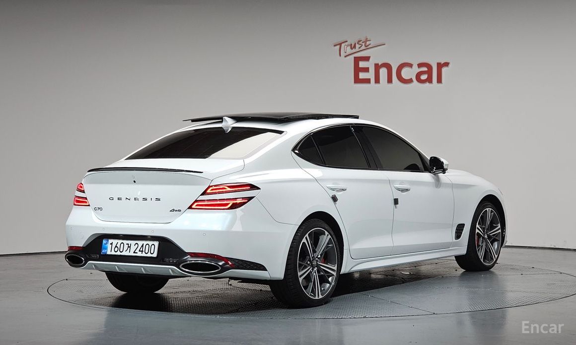 Genesis G70