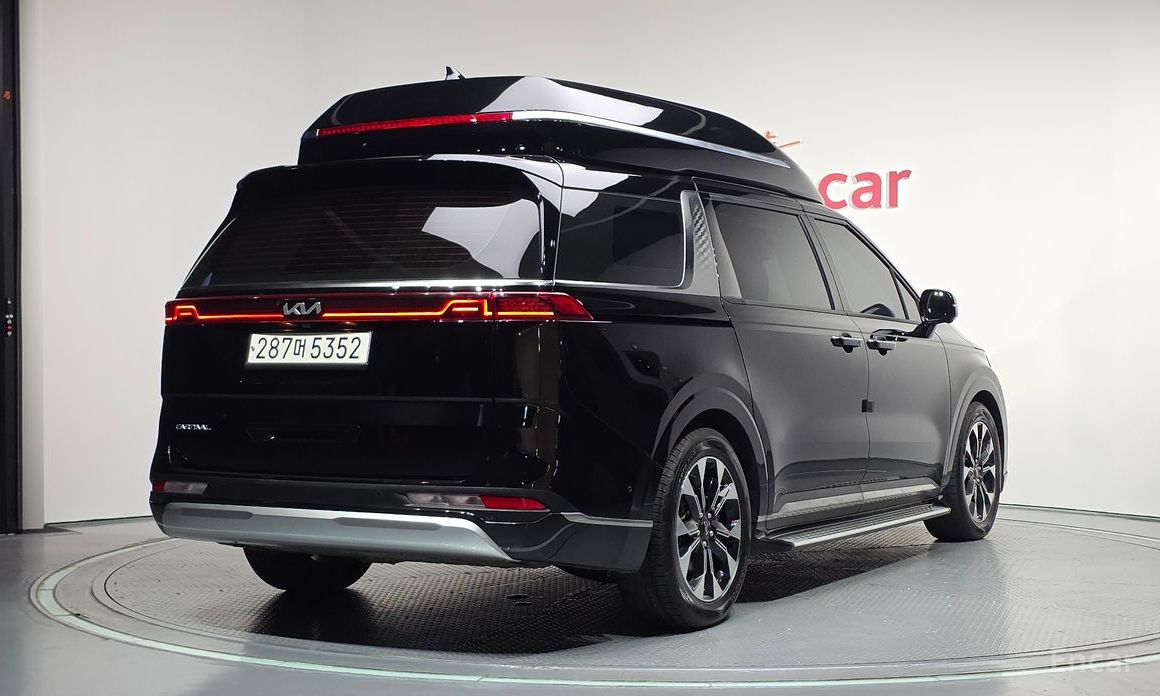 Kia Canival